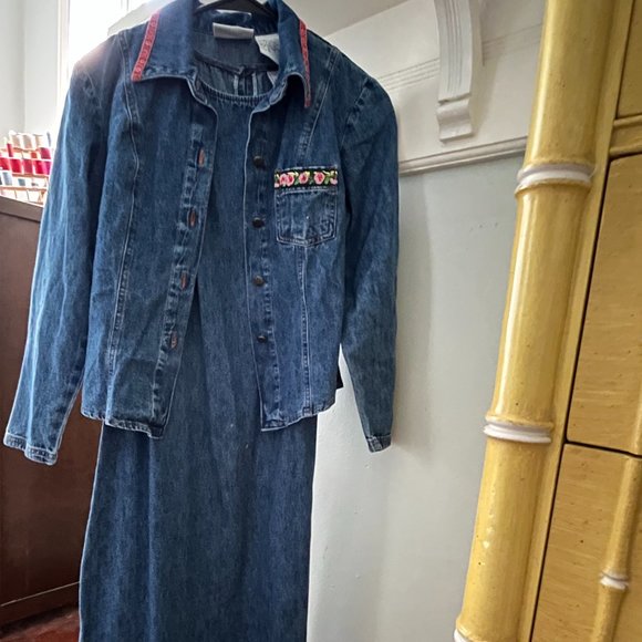 Vintage 1990/ 2000s Denim Embroidered Dress and Jean Jacket - Picture 7 of 12